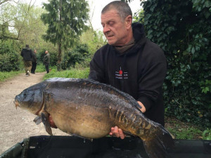 Anthony Walker Chum Num 33Lb 3oz on TNM. My PB. One of 18 fish caught, 2 @ 30Lb and the smallest being 14Lb 7oz 30.4.16