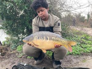 Harley Williams 15Lb I started the day off with this one all going off yellow pop up 12mm Nash instant action hard to get as discontinued. Dartford Baldwins lakes February 24
