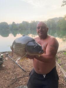 Simon Bates with Spike at 28Lb from the sides 13.8.20