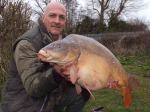 Gary Barnes 33Lb Viaduct Lake caught on poachers T+M 18mm wafter 29-3-15