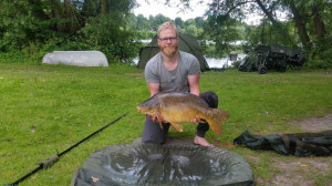 Steve Bushell 22Lb 6oz Swim 40 Westminster Lake on salty squid wafter 7.7.16