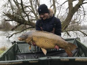 Wade Newman 38Lb  at 10am, I was fishing a very basic hair with a scopex IB wafter on a handful of A2 CT freebies, ground up with bread and bloodworm pellets. Swim 78 under willow tree 16.2.19