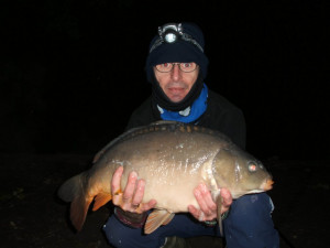 Andy King 13Lb Mirror from Viaduct Lake at minus 2 degrees 20.10.2010
