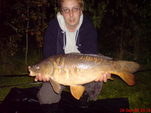 Steve Dixon - 14.5 Lb Common - Viaduct Lake - 24.9.2008