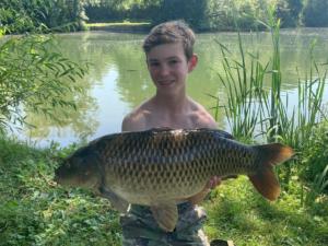 William Benningfield 18Lb 8oz freelined dog biscuit on the surface Viaduct Lake 23.7.19