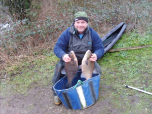 Sutton at Hone Runner Up Dave Hough with part of his 32lb catch 29.1.12