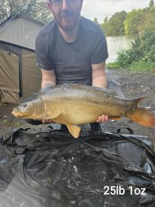 Ryan Acton 27-29.9.23 Had 18 fish total, all on dna spod mix with a sticky toffee wafter from peg 8 the Barge Sutton big lake -25Lb 1oz - 29.9.23