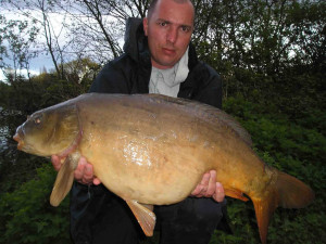 Drew Ward 21lb 4oz Sutton Big Lake on Poacher Baits - 12.4.12