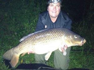 Kellie Margerrison 31Lb 14oz on 18mm Cell and 6 freebies Sutton Big Lake 14.7.12