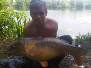 Sam Fitzsimons 28Lb Sutton Big Lake off the top on breadflake 29.5.12