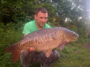 Chris Henley 24Lb 6oz Sutton small lake 22.6.11