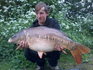 Ewan Reekie 24lb Mirror Carp Sutton-At-Hone Small Lake 7th May 2011