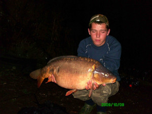 Jono Shaw - Sutton At Hone Small Lake 24lb 2oz - 9.10.09